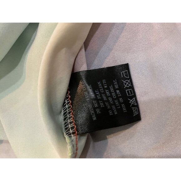 Loveu. Dear 3XL  Pullover Top Colorful Tye Dye - Picture 8 of 9